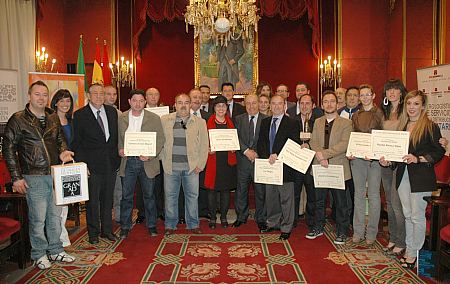 ©Ayto.Granada: `Carmen de San Miguel´ y `Picoteo vinos y tapas´, ganadores del concurso `Granada de tapas´ ©Ayto.Granada: `Carmen de San Miguel´ y `Picoteo vinos y tapas´, ganadores del concurso `Granada de tapas´